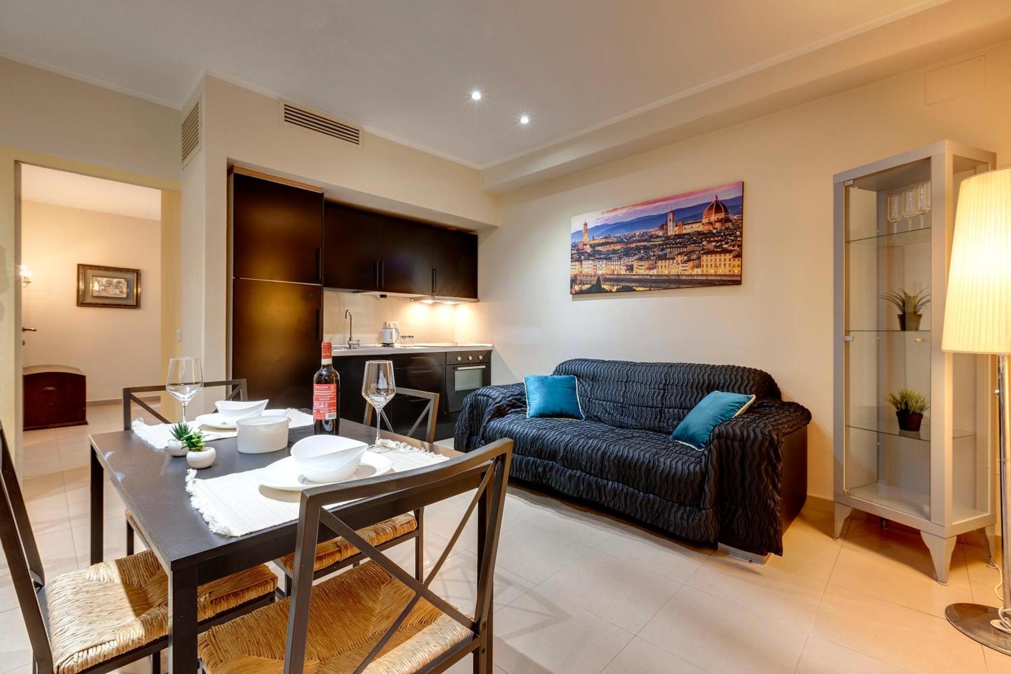 Golden House Apartment Флоренция Екстериор снимка