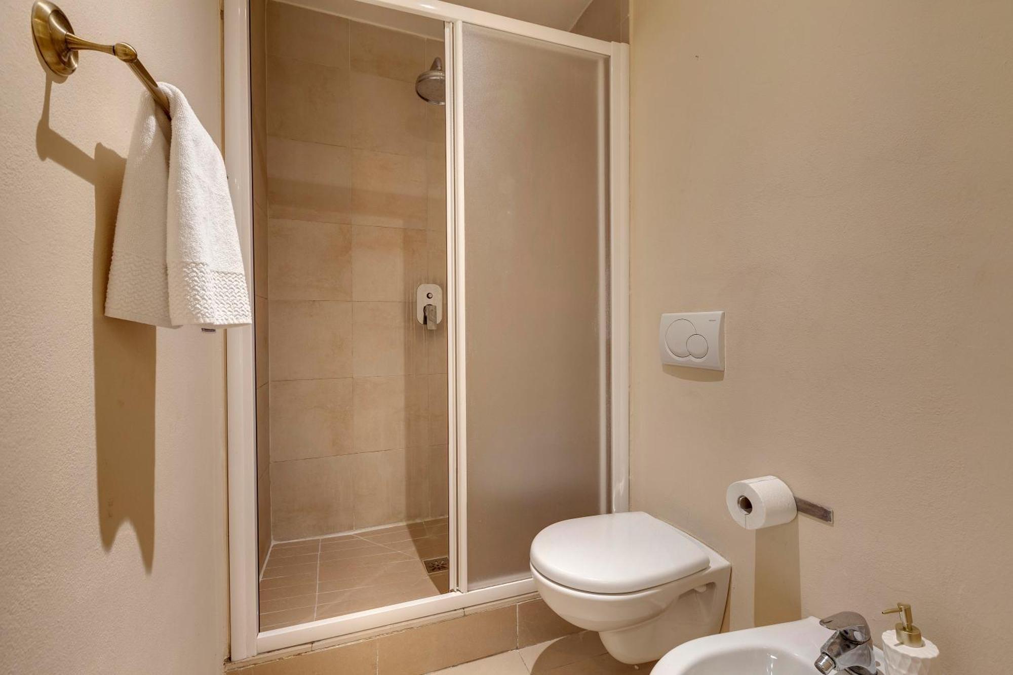 Golden House Apartment Флоренция Екстериор снимка