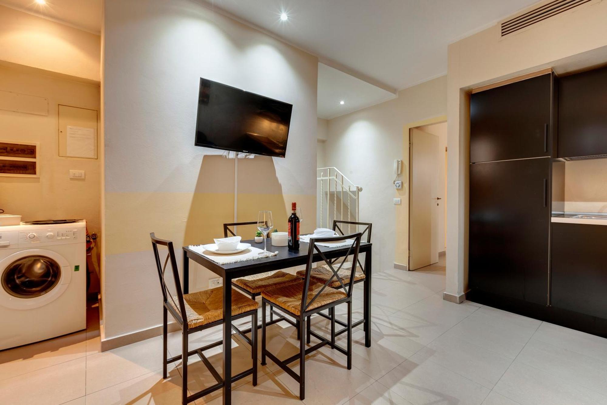Golden House Apartment Флоренция Екстериор снимка