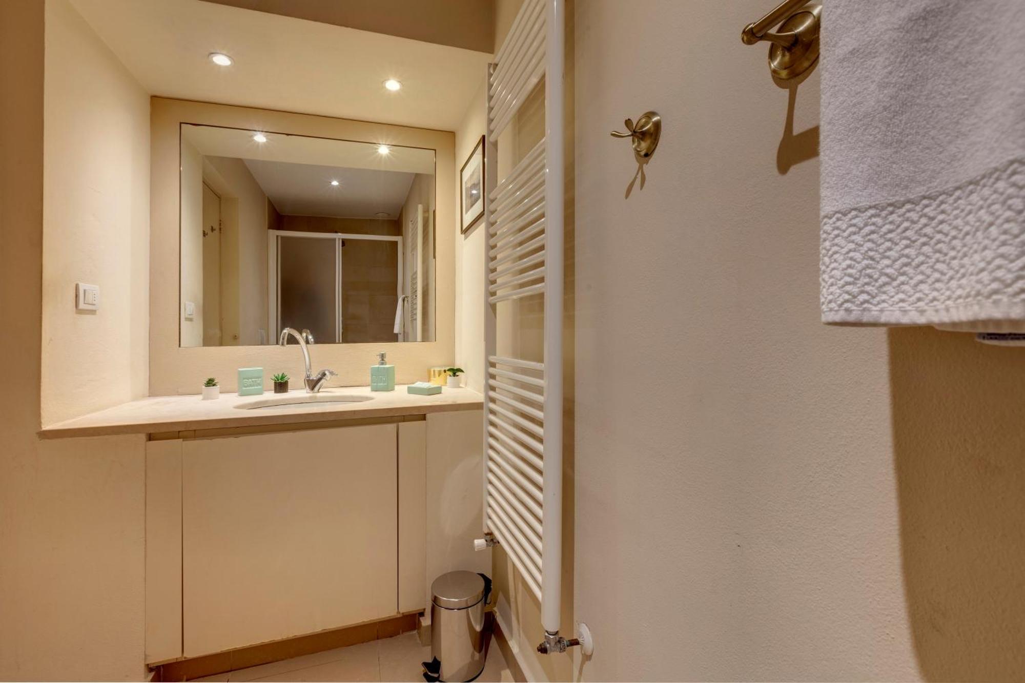 Golden House Apartment Флоренция Екстериор снимка